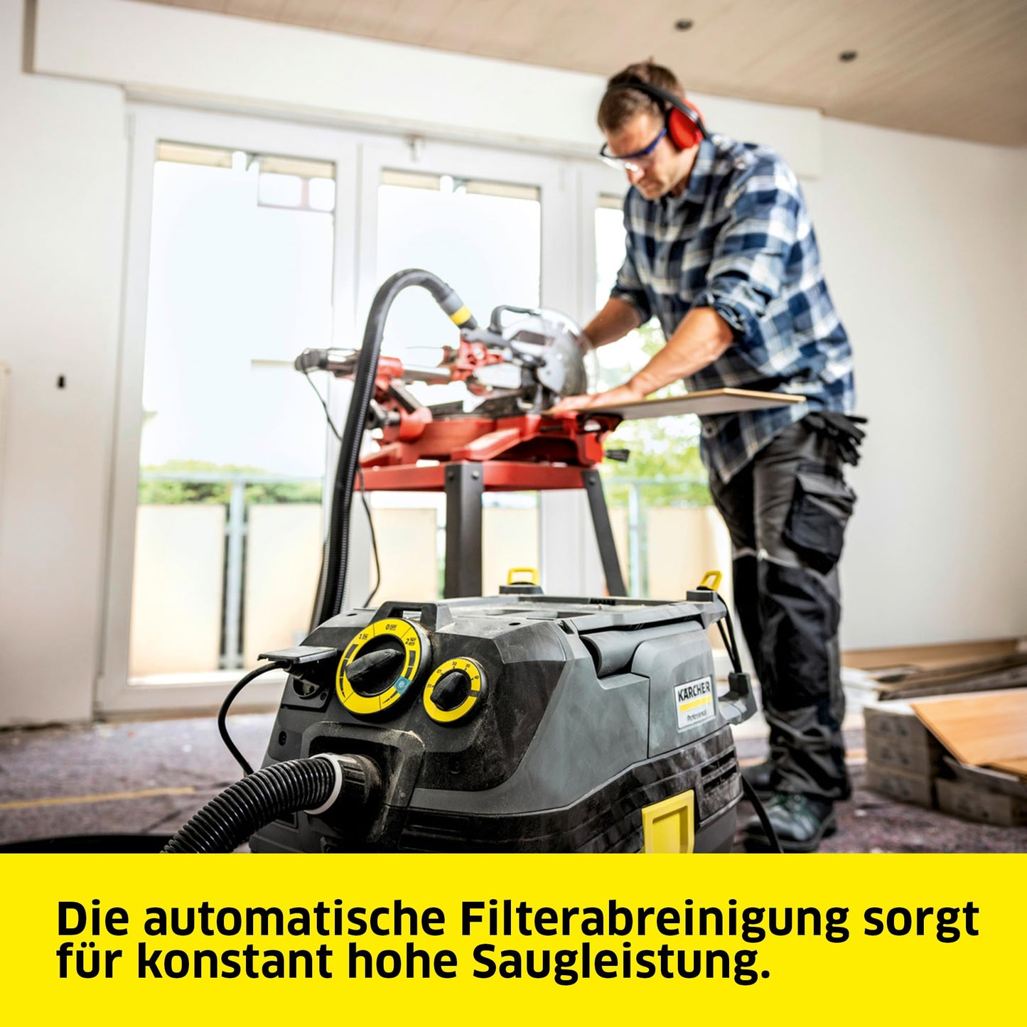 Kärcher Nass- und Trockensauger NT 30/1 Tact Te Basic M, Leistung: max. 1380 W, Flachfaltenfilter, Kunststoffbehälter: 30 l, 4 m-Saugschlauch, Nass-/Trockenbodendüse Standard (300 mm), Gerätesteckdose