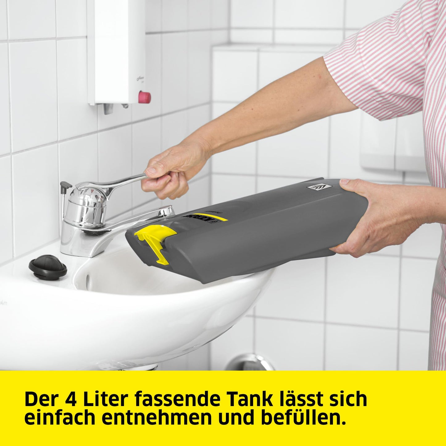 Kärcher Scheuersaugmaschine BR 30/4 C Ep, Leistung: 820 W, Flächenleistung: max. 200 m2, Netzbetrieb, 2-Tank-System, Arbeitsbreite: 300 mm, Walzenbürste